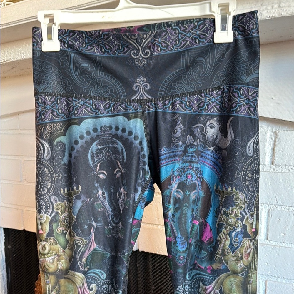 Colorful Elephant Print Leggings